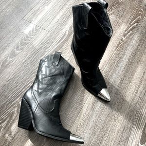 Cowgirl Boots w/ Metal Pointed Toe